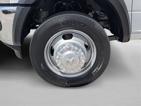 New 2026 RAM 5500 Tradesman w/ Chrome Appearance Group AWD/4WD image 10