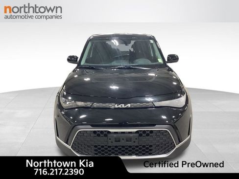 Certified 2023 Kia Soul LX image 2