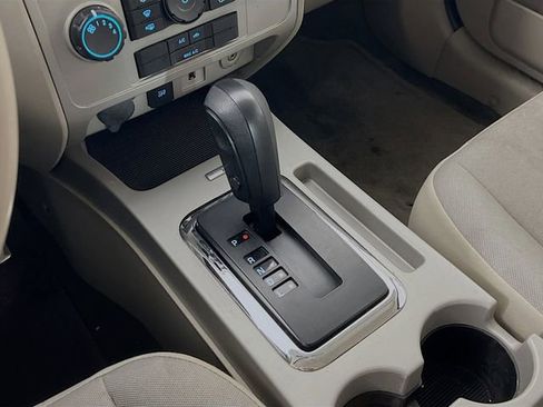 Used 2012 Ford Escape XLT image 19