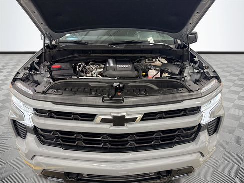 Used 2025 Chevrolet Silverado 1500 RST AWD/4WD image 32
