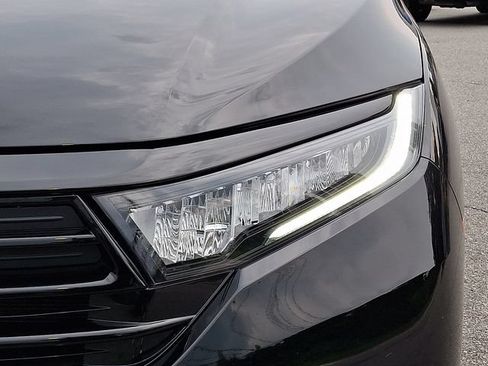 Certified 2023 Honda Odyssey Sport image 10
