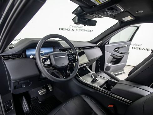 Used 2024 Land Rover Range Rover Evoque Dynamic SE AWD/4WD image 20