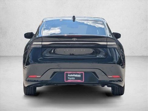 New 2026 Toyota Prius Plug-In Hybrid image 8