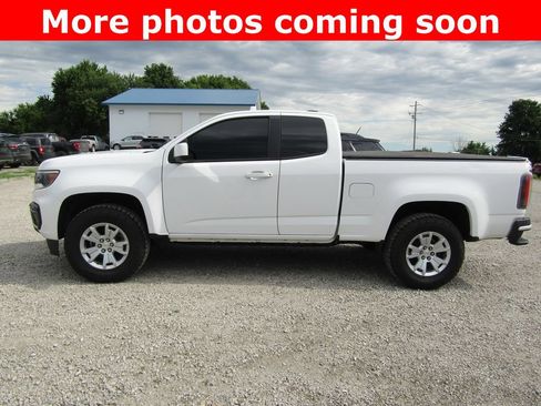 Used 2021 Chevrolet Colorado LT w/ Fleet Safety Package RWD image 2