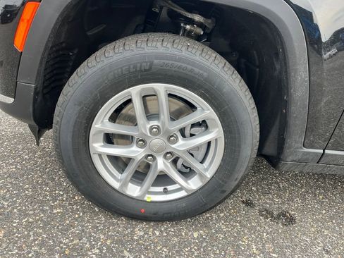 New 2026 Jeep Grand Cherokee L 4WD image 24