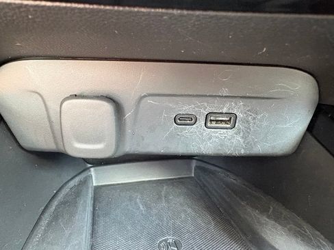 Used 2024 Chevrolet Trax ACTIV w/ Sunroof Package FWD image 23