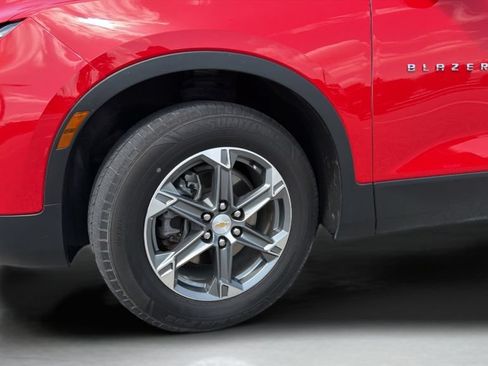 Used 2023 Chevrolet Blazer LT FWD image 34