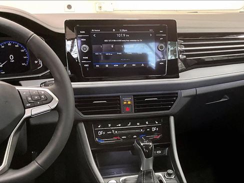 New 2026 Volkswagen Jetta SEL image 9