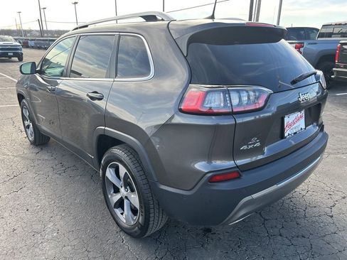 Used 2019 Jeep Cherokee Limited w/ Luxury Group image 7