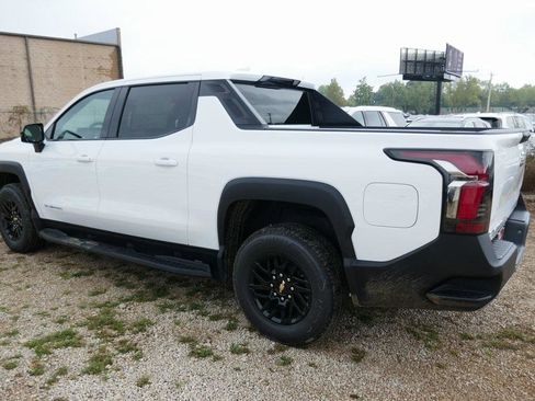 New 2026 Chevrolet Silverado EV LT image 5