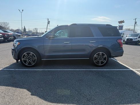 Used 2019 Ford Expedition Limited w/ Special Edition Package image 2