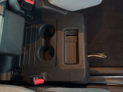 Used 2023 Toyota Sienna XLE image 25