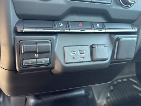 Used 2024 Chevrolet Silverado 3500 W/T image 21