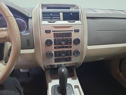 Used 2012 Ford Escape XLT AWD/4WD image 14