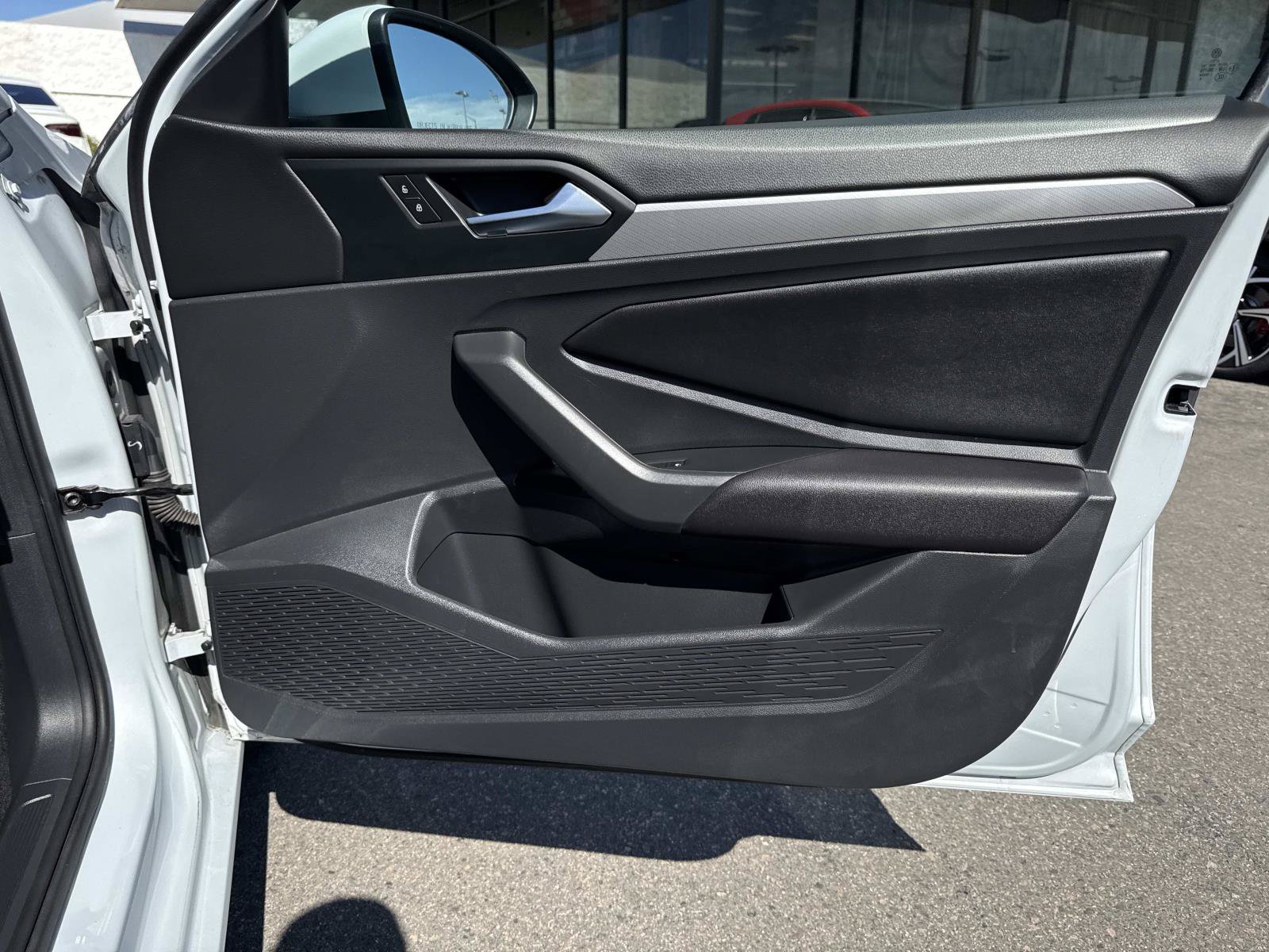Used 2019 Volkswagen Jetta SE FWD image 31