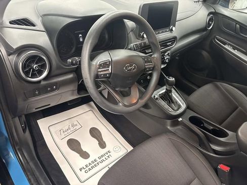 Used 2023 Hyundai Kona SEL image 11