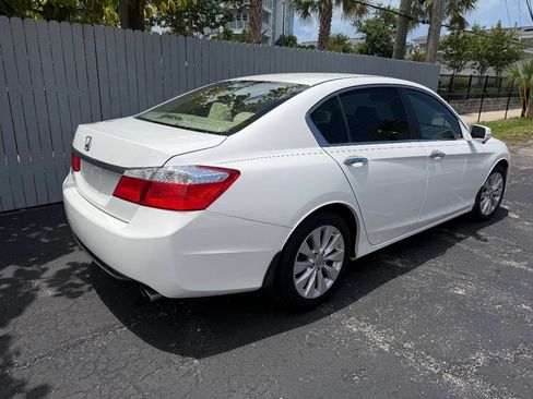 Used 2015 Honda Accord EX image 4
