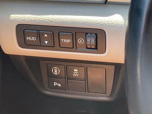 Used 2018 Honda Accord Touring image 13