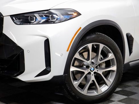 Certified 2026 BMW X5 xDrive40i w/ Climate Comfort Package image 3