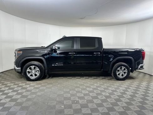 Used 2024 GMC Sierra 1500 Pro w/ Pro Value Package image 6