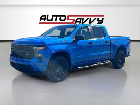 Used 2025 Chevrolet Silverado 1500 Custom w/ Turbomax Blackout Package AWD/4WD image 3
