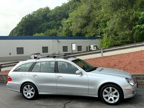 Used 2008 Mercedes-Benz E 350 4MATIC Wagon image 7