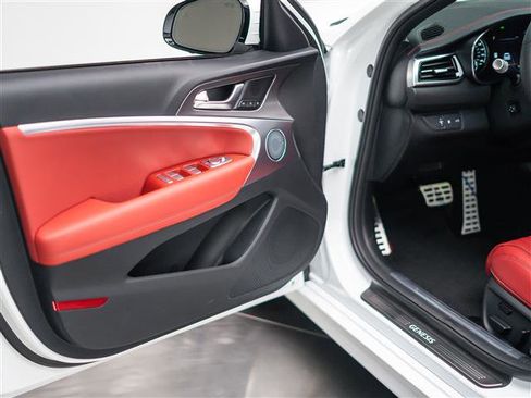 New 2026 Genesis G70 3.3T Sport Prestige image 30