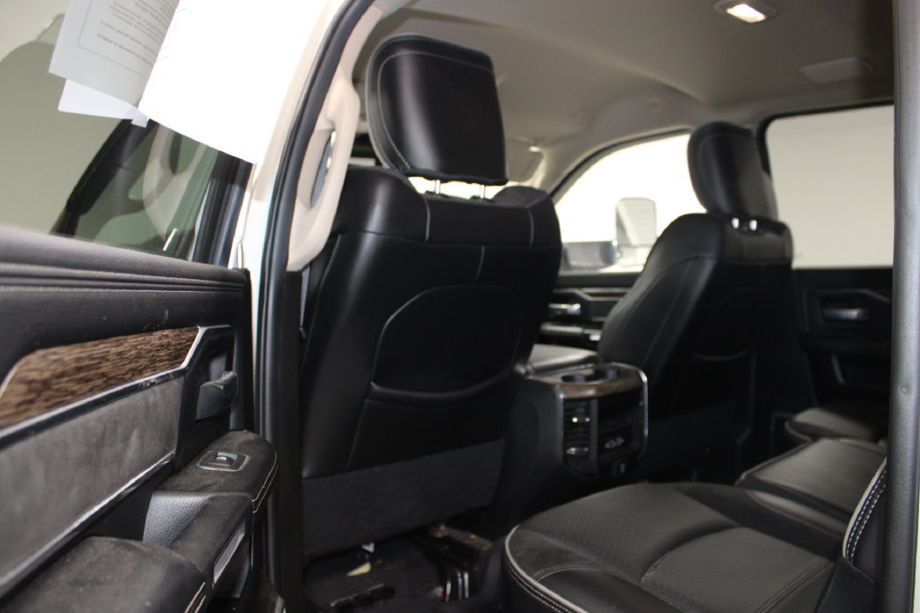 Used 2019 RAM 3500 Laramie AWD/4WD image 17