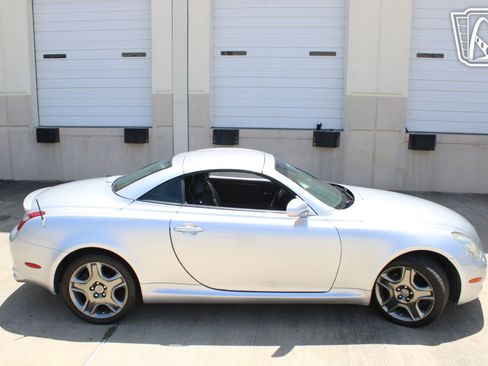 Used 2006 Lexus SC 430 Convertible RWD image 39