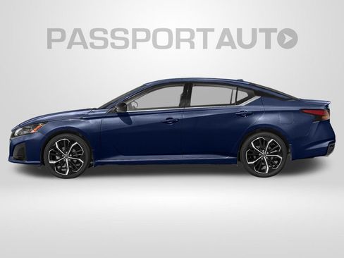 Used 2024 Nissan Altima 2.5 SR FWD image 4