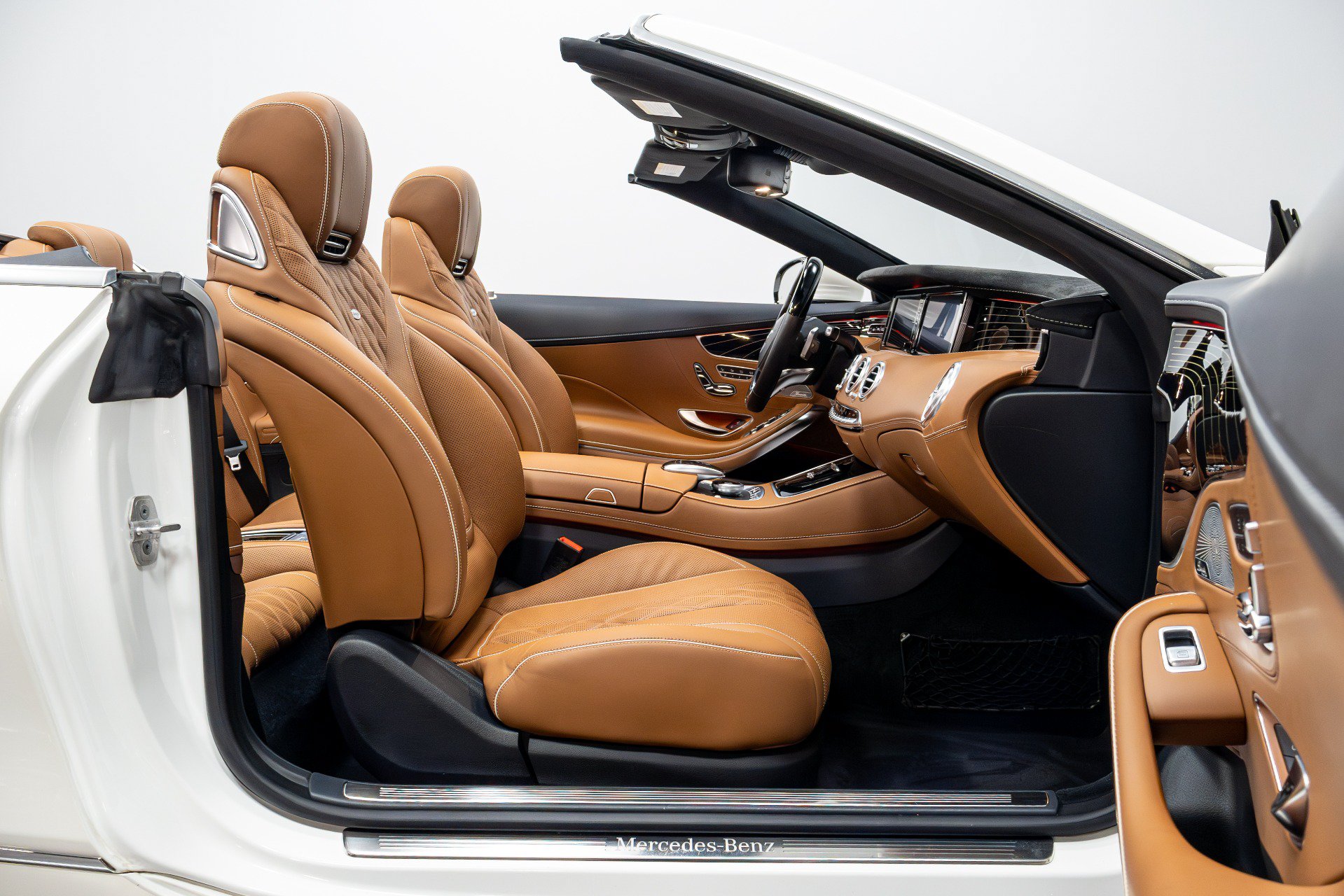 Used 2017 Mercedes-Benz S 550 Cabriolet image 22