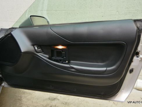 Used 1996 Chevrolet Corvette Coupe RWD image 12