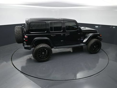 Used 2021 Jeep Wrangler Unlimited Sahara w/ Cold Weather Group AWD/4WD image 21