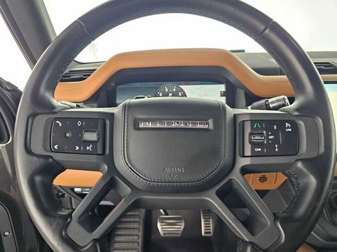Used 2022 Land Rover Defender 110 X AWD/4WD image 22