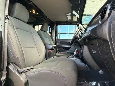 Used 2020 Jeep Wrangler Unlimited Sport S AWD/4WD image 21