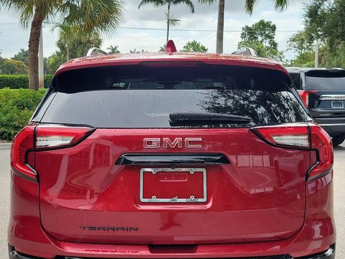 Certified 2023 GMC Terrain SLE w/ Driver Convenience Package FWD image 13