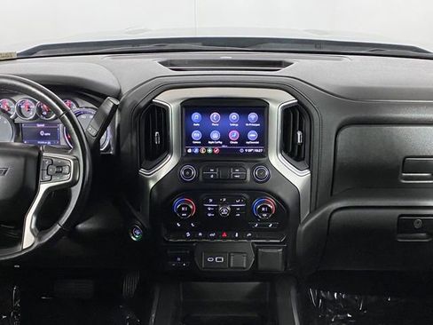 Used 2020 Chevrolet Silverado 1500 LT Trail Boss image 18