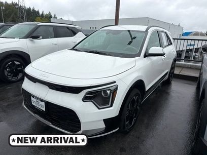 Used 2023 Kia Niro Wind w/ Wind Preserve Package