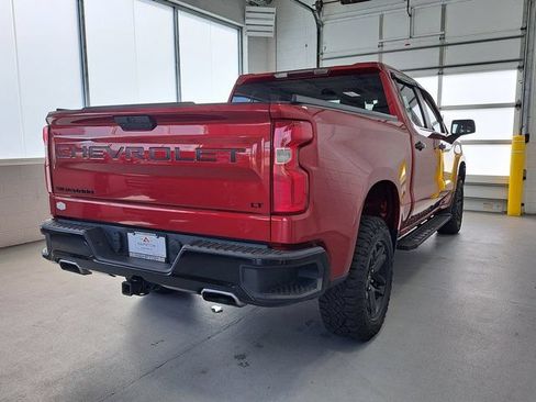 Used 2021 Chevrolet Silverado 1500 LT Trail Boss w/ LPO, Dark Essentials Package AWD/4WD image 5