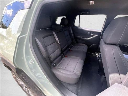 Used 2026 Chevrolet Equinox LT FWD image 28