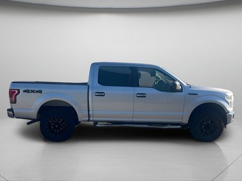Used 2017 Ford F150 XL w/ Equipment Group 101A Mid AWD/4WD image 3