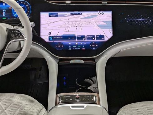 Certified 2023 Mercedes-Benz EQS 580 4MATIC Sedan image 12