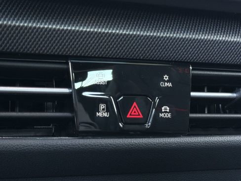 New 2026 Volkswagen GTI SE FWD image 18