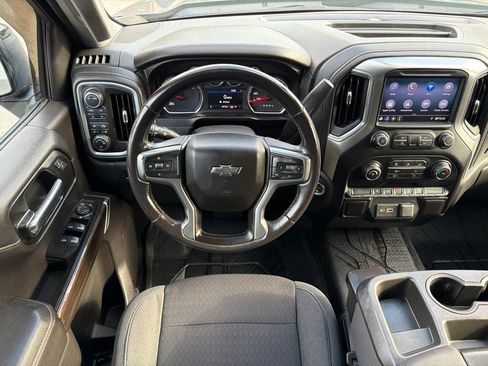 Used 2020 Chevrolet Silverado 1500 LT Trail Boss AWD/4WD image 23