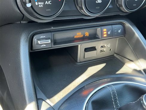 Used 2021 MAZDA MX-5 Miata RF Club image 29
