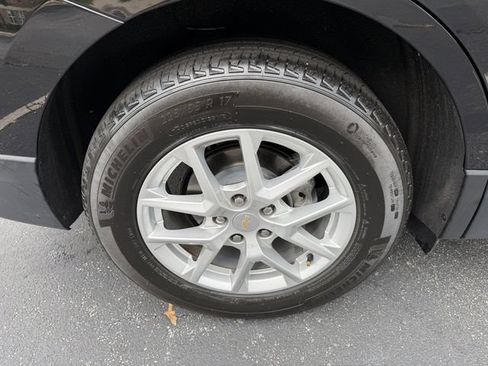 Used 2024 Chevrolet Equinox LS FWD image 37