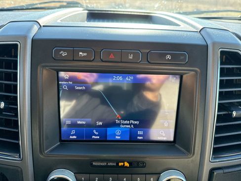 Used 2021 Ford Expedition Max XLT image 20