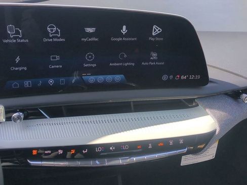 Used 2026 Cadillac Optiq Sport 2 image 5