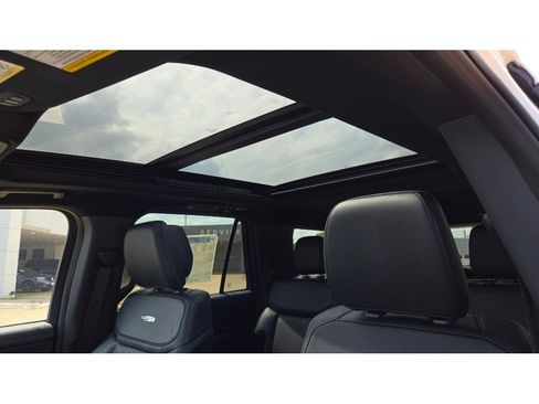 New 2026 Ford Expedition Platinum w/ Stealth Appearance Package AWD/4WD image 36