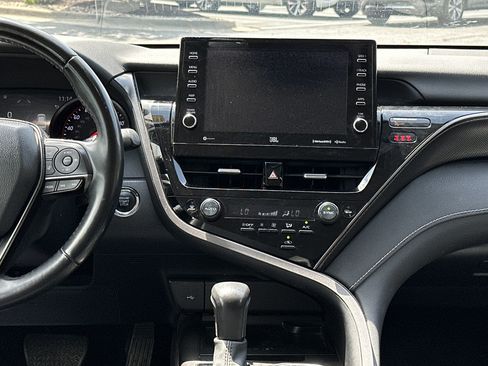 Used 2022 Toyota Camry XSE w/ Navigation Package FWD image 20
